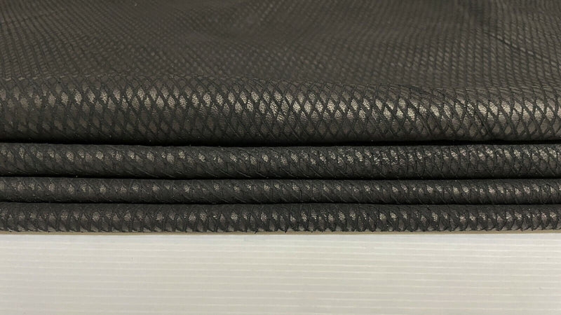 BLACK SNAKE TEXTURE vegetable tan Lambskin leather 5 skins 30sqf 0.7mm #A7254