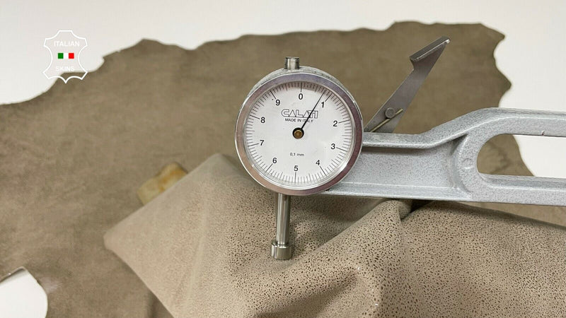 WALNUT BEIGE PRINTED Vintage look Goatskin pack 2 skins total 8+sqf 0.8mm #B89