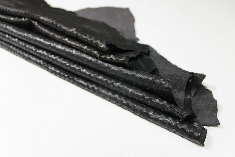 BLACK PERFORATED TEXTURED vegetable tan Lambskin Leather skins 12sf 0.5mm #A5450